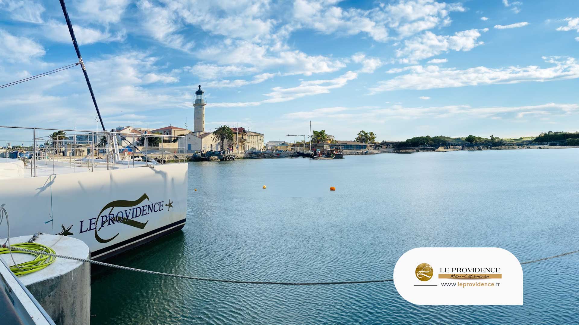 catamaran-le-providence-grau-du-roi Balade en bateau au Grau du Roi